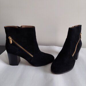 NWT Adrienne Vittadini black suede high heel boots women size 8.5